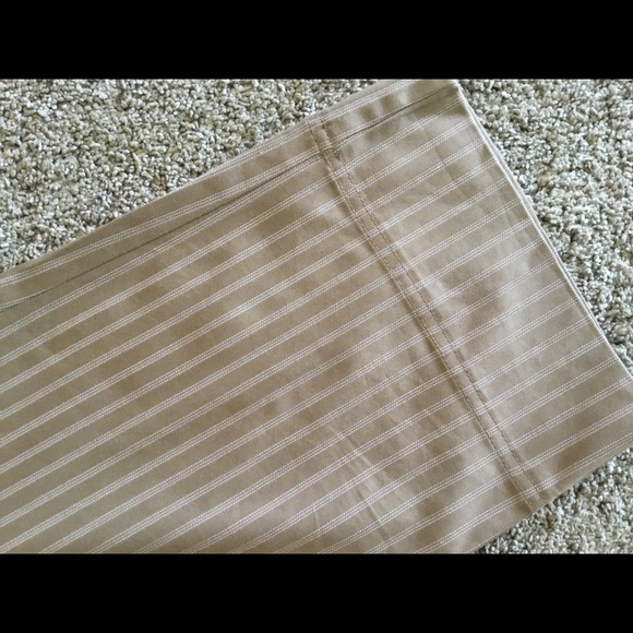Izod Stretch XFG Cropped Pants Pin Stripes 6 - Picture 4 of 8